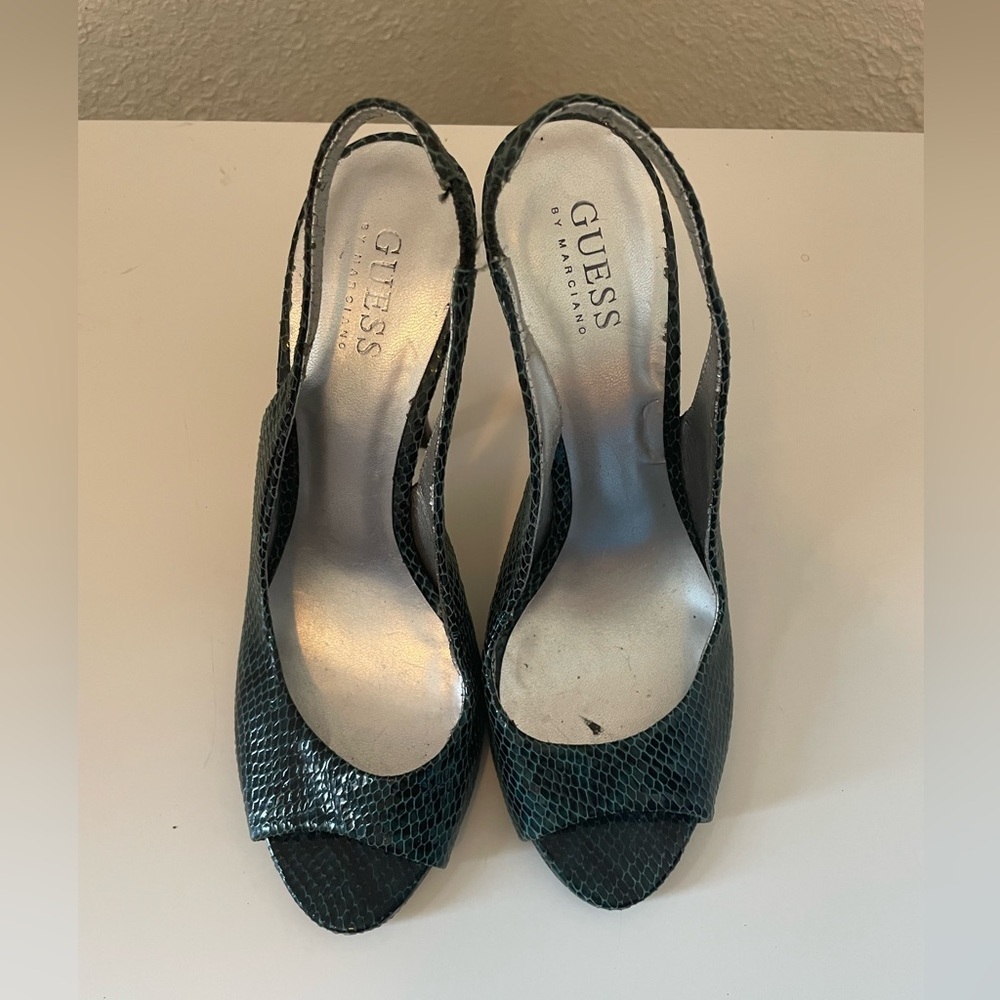 GUESS sling back sandal heels - Picture 8 of 10
